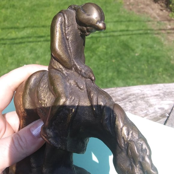 Very solid heavy metal bookend End of Trail horse and rider - Picture 11 of 15